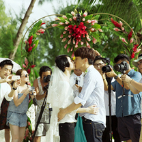 摩卡婚礼求婚小组捷报而来  揭秘李承铉戚薇求婚全过程