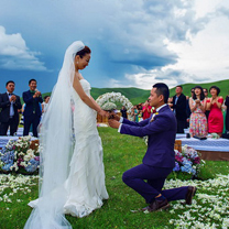 Hou+Tang的若尔盖草原婚礼