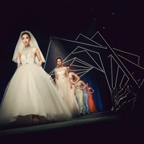 花逸良品“际?逸”婚礼秀:信者得爱