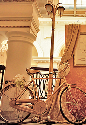 红+金色婚礼布置