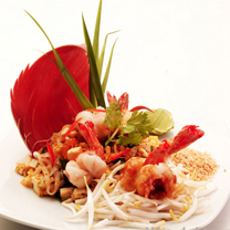 海浦东丽思卡尔顿酒店Flair顶层餐厅酒吧隆重呈献