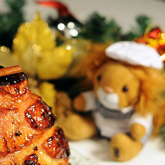 上海浦东丽思卡尔顿酒店隆重呈献圣诞新年餐饮欢庆活动