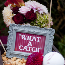 粉色棒球主题婚礼