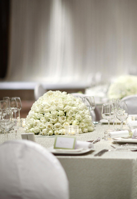 长桌婚礼布置7
