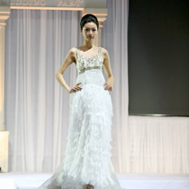 巴黎婚纱09新品发布