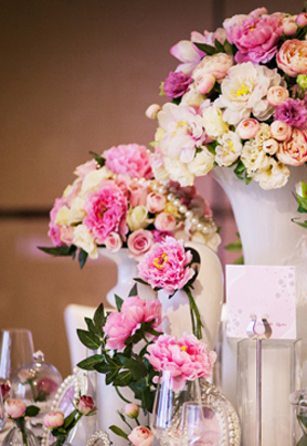 圆桌婚礼布置75