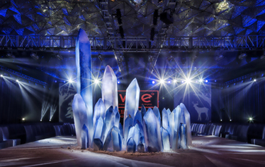 《Winter light》——“冬日之光”婚礼秀