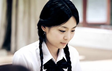 纪念青春的mv：十七岁那年