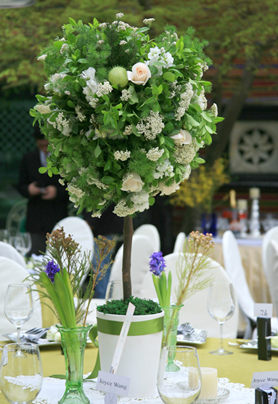 圆桌婚礼布置005