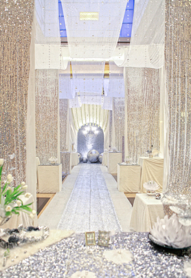 银白色婚礼布置