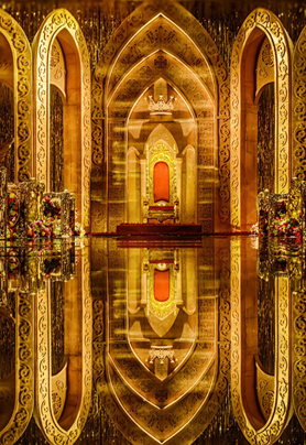 Queen’s wedding dress