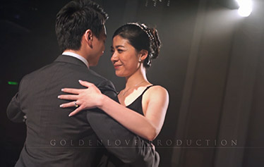 你我牵手，便是余生