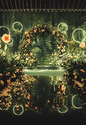 La  lune  forestière