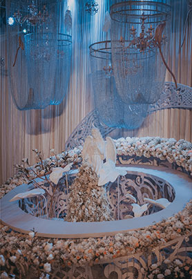 爱与欢乐的神秘乐园