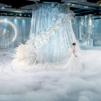 2016江苏行业交流分享会——赖梓愈&扬州花弄影婚礼江苏首次“花畔”婚礼秀惊艳落幕！