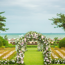 真实婚礼 | 在海边，搭建起一座属于他与她的清新唐顿庄园