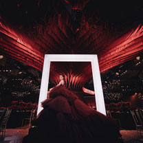 nanaPan为安以轩台北婚礼策划了一场关于『红与黑』的时尚“爱情电影”！