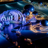 2017亚洲婚礼风尚盛典·宴会趋势发布 | 南京皇家婚礼顾问中心《听·绚》——带领你走进自己儿时纯真亦斑斓的内心世界