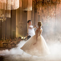 因为相信合作大于竞争，所以这两家西南地区婚礼机构首次联合发布了这场秀