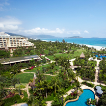 三亚人气目的地婚礼酒店推荐 | 与海洋亲密接触,户外娱乐活动理想之地——三亚喜来登度假酒店