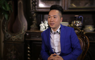 许多：品质+技能+情怀=优秀主持人