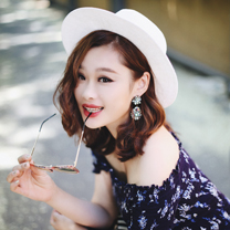 婚礼观点 | 【向往蜕变之美】化妆师笑笑,为你寻找自然真实美丽的自己