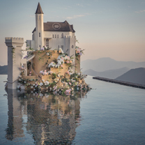 行业快报 | 在莫干山裸心堡参与一场「浸入式戏剧婚礼」是一种怎样的体验?