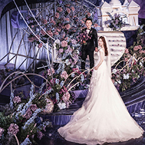 从朋友到情人,他们用了八年时间......