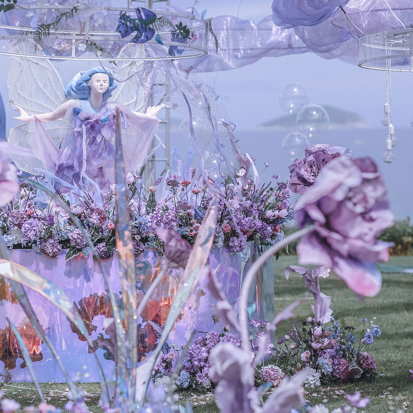 【宴会设计趋势发布】唯町秀婚礼:水月镜花,浅草画蝶 | 一场在静谧的海边对精灵最长情的爱情告白