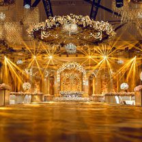 行业快报|【璀璨香逸·真爱百灵】 她们用一场盛大的婚礼秀为酒店开业拉开了华丽帷幕!