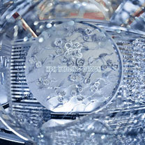 行业快报 | 只用一个颜色也可以这样视觉震撼,这就是花品行《花什》概念秀的实力