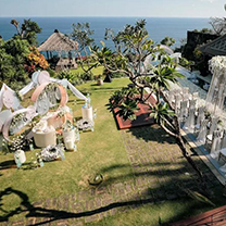 不期而遇的完美Ending,跨越900多公里的爱情这次在巴厘岛落地“开花”