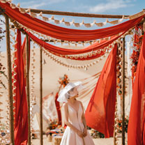 真实婚礼 | 这场库布齐沙漠婚礼，在国内唯一的沙漠酒店内举行！