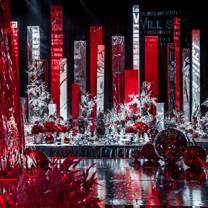 自带电影感的婚礼现场,美得时髦又高级!