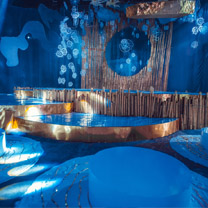 【宴会设计趋势发布】柒悦婚礼顾问《弱水三千》:弱水三千,只取一瓢,这也是婚礼人的坚守