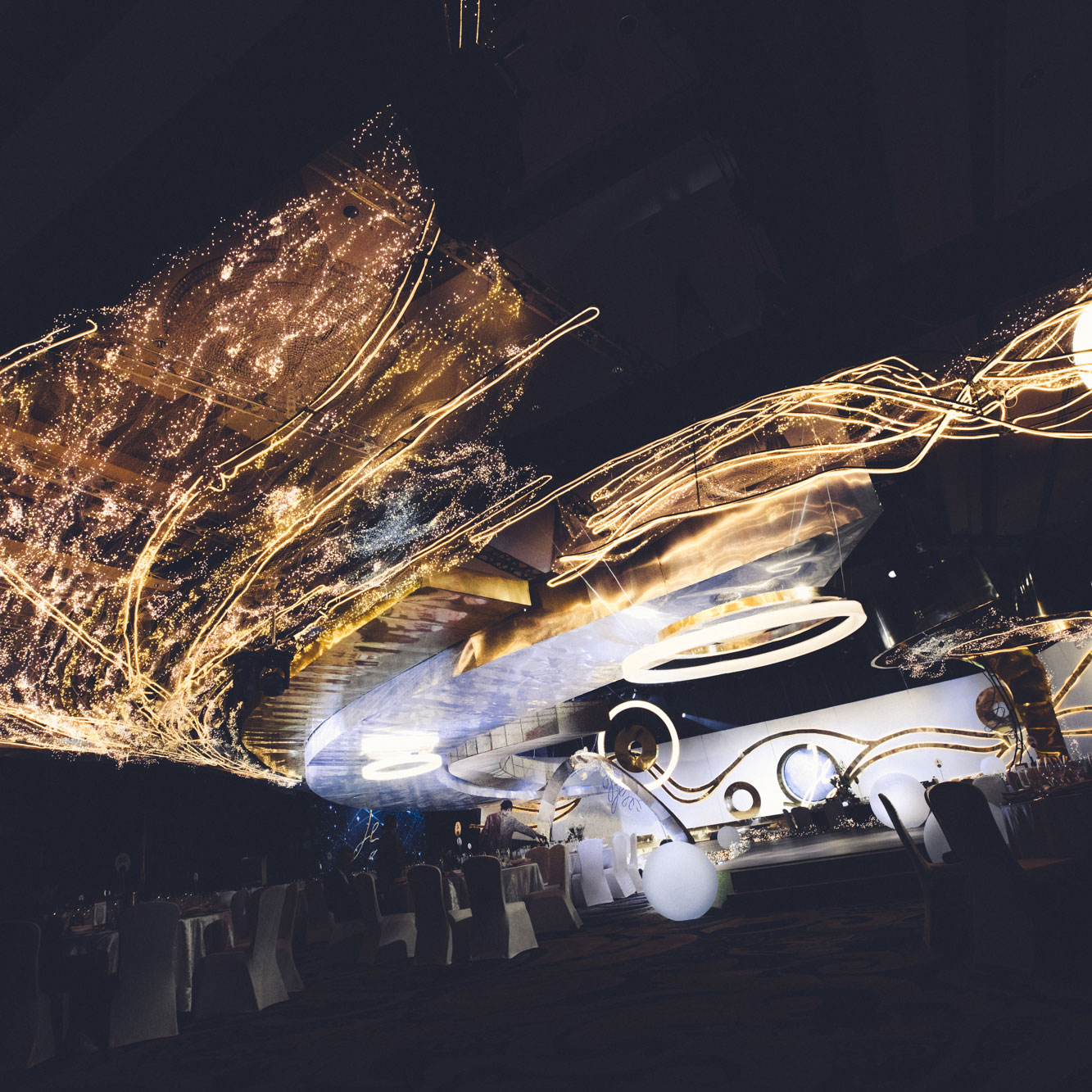 真实婚礼 | 16小时拼尽全力，只为实现新人许下的婚礼梦想