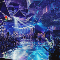 潮流遇上夜店风,这场婚礼简直就是一场视听盛宴