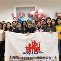 阳光明媚3.8女神节,辛丹华老师连续做职业化妆培训