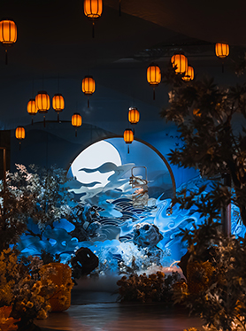 江边灯火似秋萤