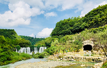 城市站探店 | 天河潭