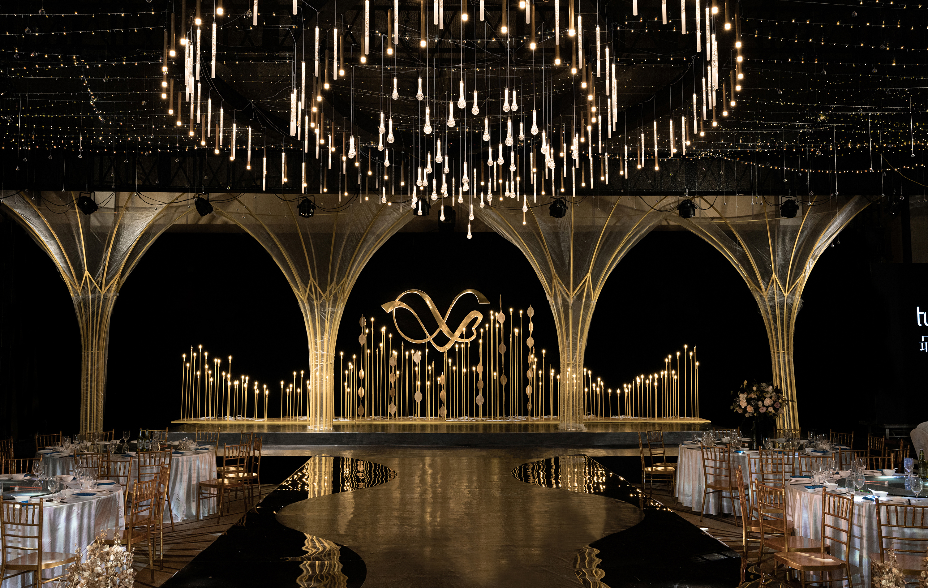 流金岁月许久远