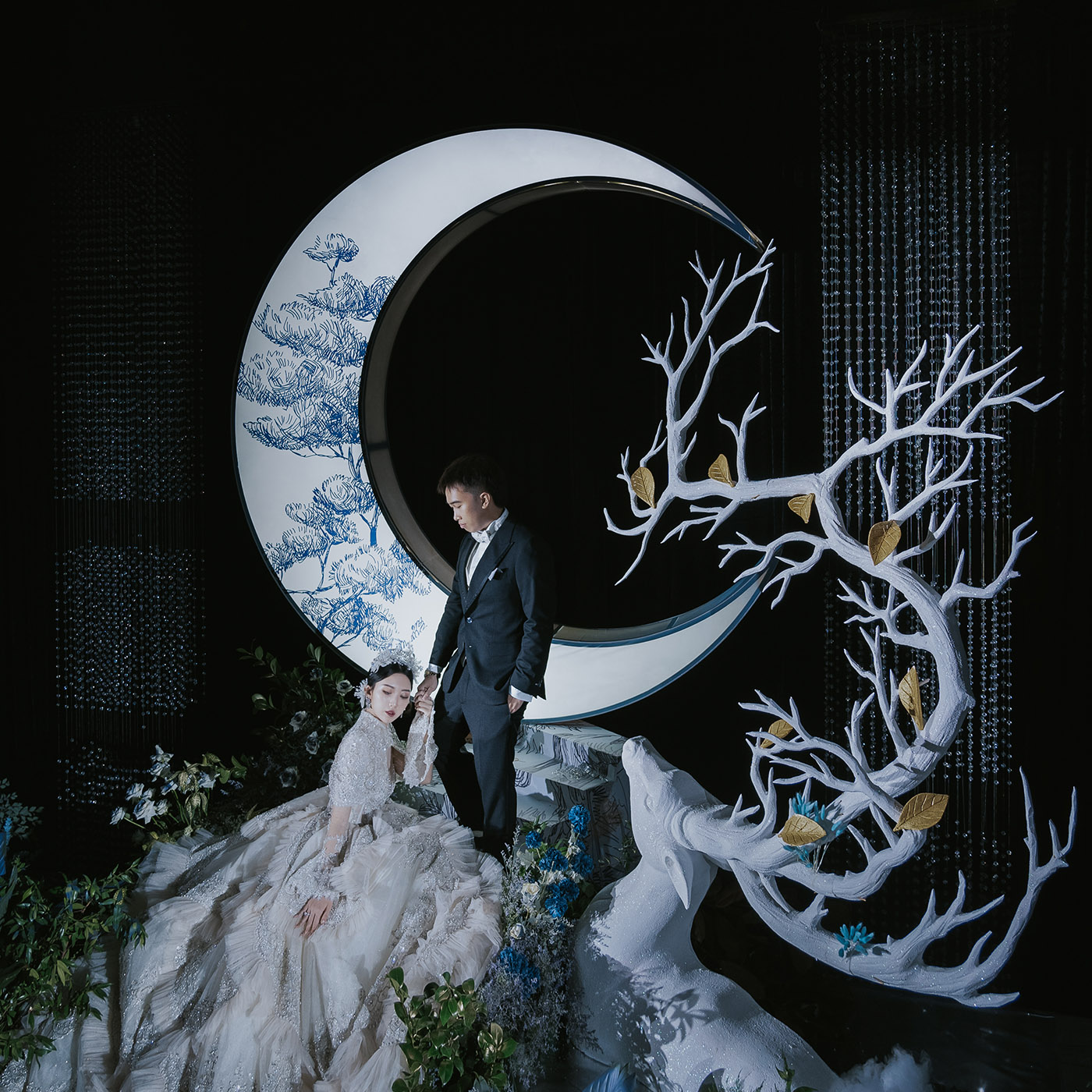 别辜负这月色,晚点再做智者