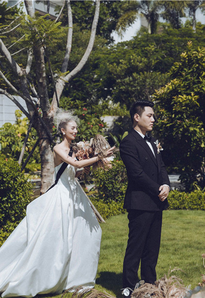 致吾爱 | 第一天认识，第二天恋爱，连甜剧《亲爱的，热爱的》都不敢这么演！