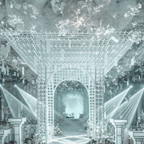 梦的光透过树影斑驳，定格在这座森林之城