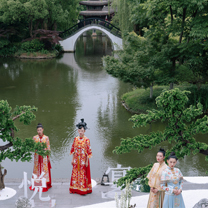 剧场婚礼、图书馆婚礼、氦气球婚礼…西溪天堂带你玩转婚礼新形态