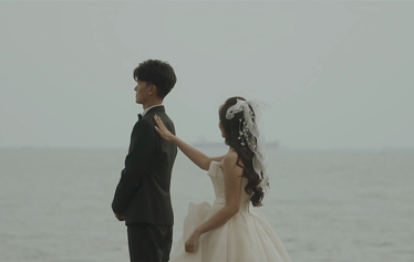 让大海成为你们爱情的见证者