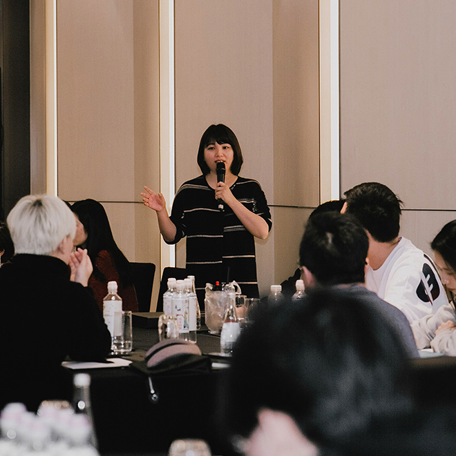 与Zoey从午后畅聊至深夜 | 號外「年终特别企划」