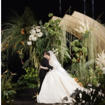 《秘境》| 在热带雨林办了一场日不落婚礼!