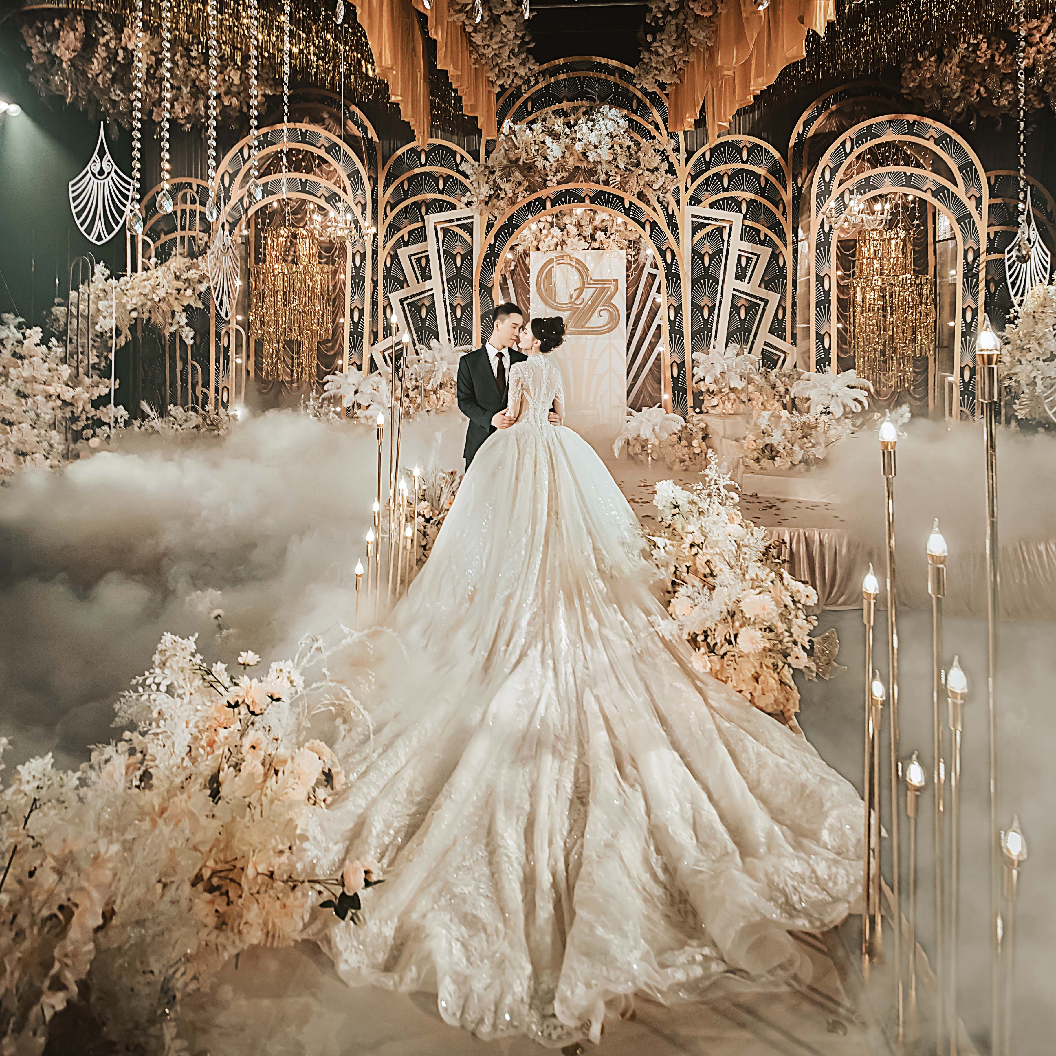 邀请你看一场难以复刻的时代奢华电影~