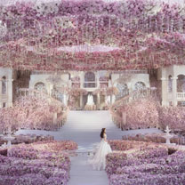 一座超过10w朵鲜花打造的梦幻粉色花海庄园